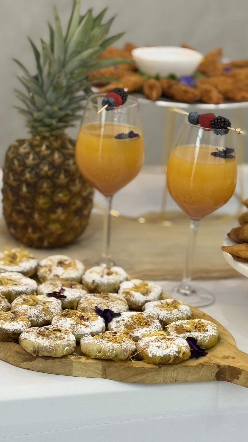 Pastilla et jus d'ananas pour réception traiteur au Festif
