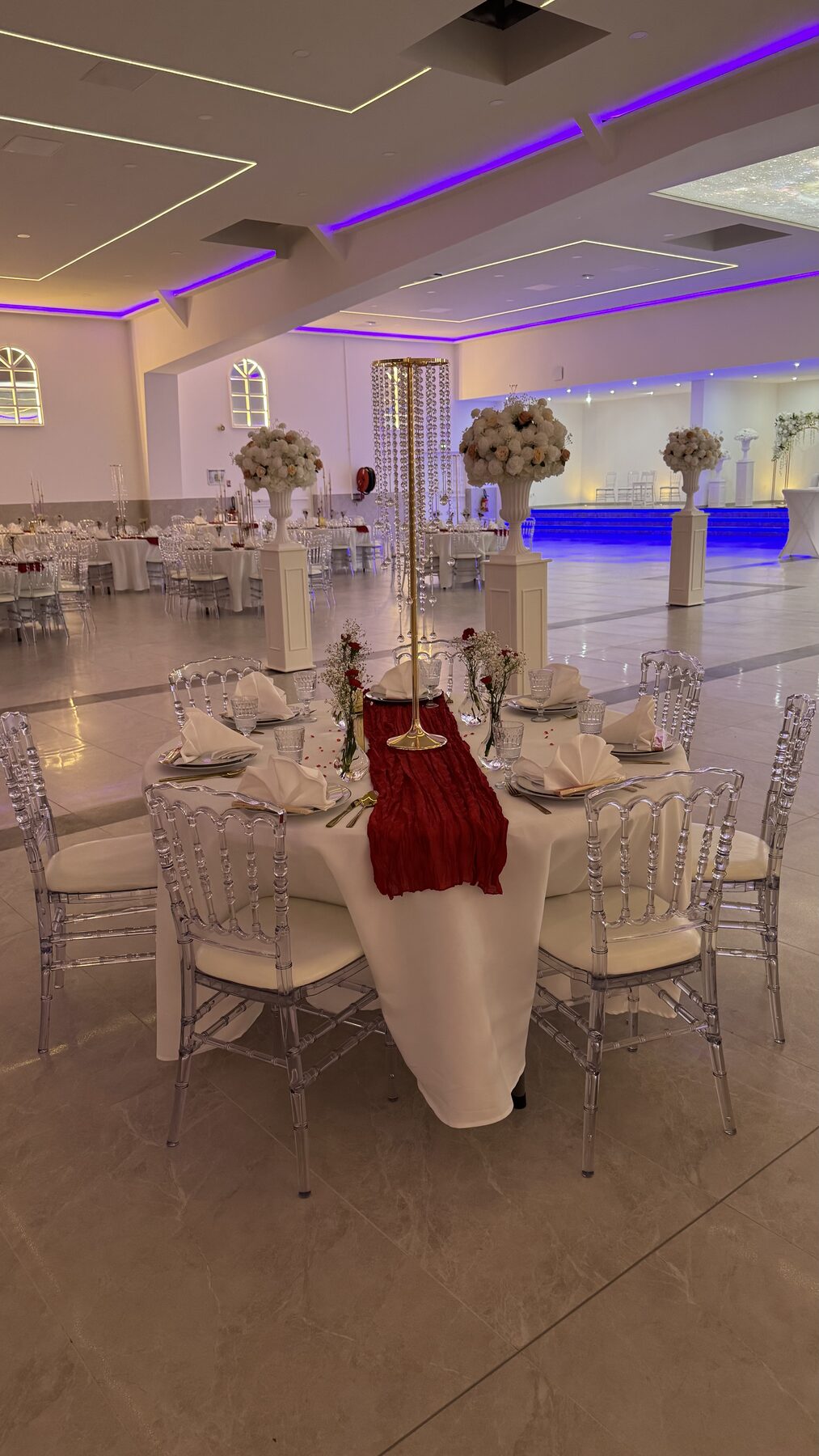 Vaisselle événementielle et verrerie cristal disponibles au Festif